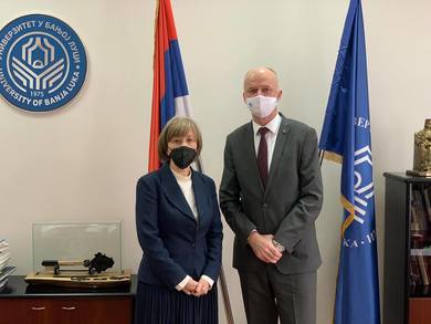 Ректор Гајанин разговарао са в. д. ректора Универзит...