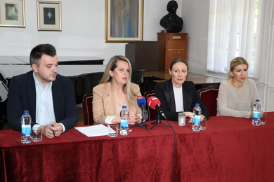 Отварање међународне изложбе „Кад би се живот зауста...