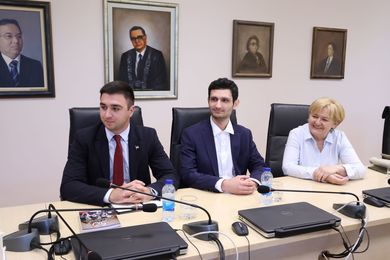Meeting with representatives of the Federation of yo...