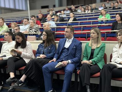 Promovisana zbirka sudske poezije