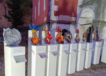 Изложба „Орао, лав и крин“ отворена у Стоцу