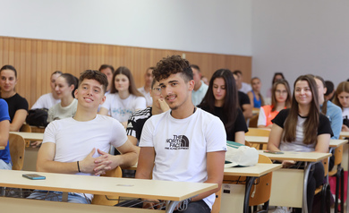 Enrollment in the Winter semester and the start of t...