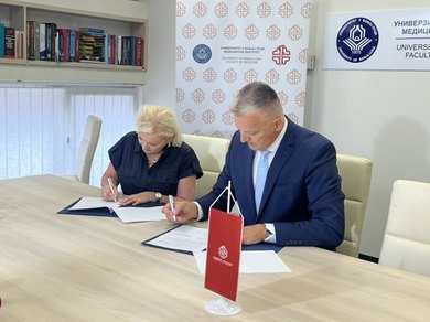 Потписан уговор о наставку сарадње медицинских факул...