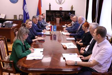 A meeting of Rector Gajanin and Minister Karan: UNIB...