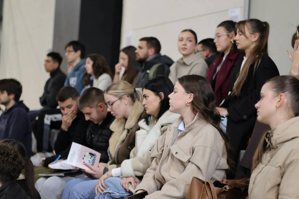 Представљена публикација о учешћу грађана у планирању