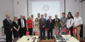 Уручена  донација запослених Универзитета у Љубљани ...