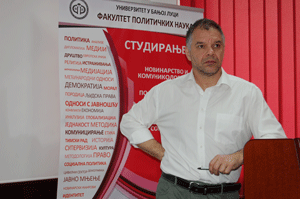 Предавање проф. Фускаса на тему „Рањивост Империје“ ...