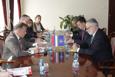 Састанак ректора са министрима финансија и просвјете...