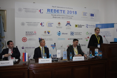 Конферецнија Економског факултета окупила бројне уче...