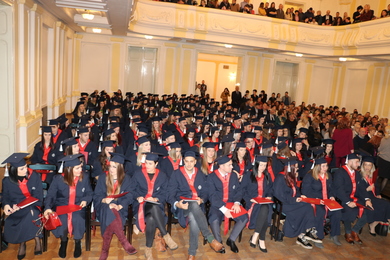 A total of 186 Graduates of the Faculty of Medicine ...