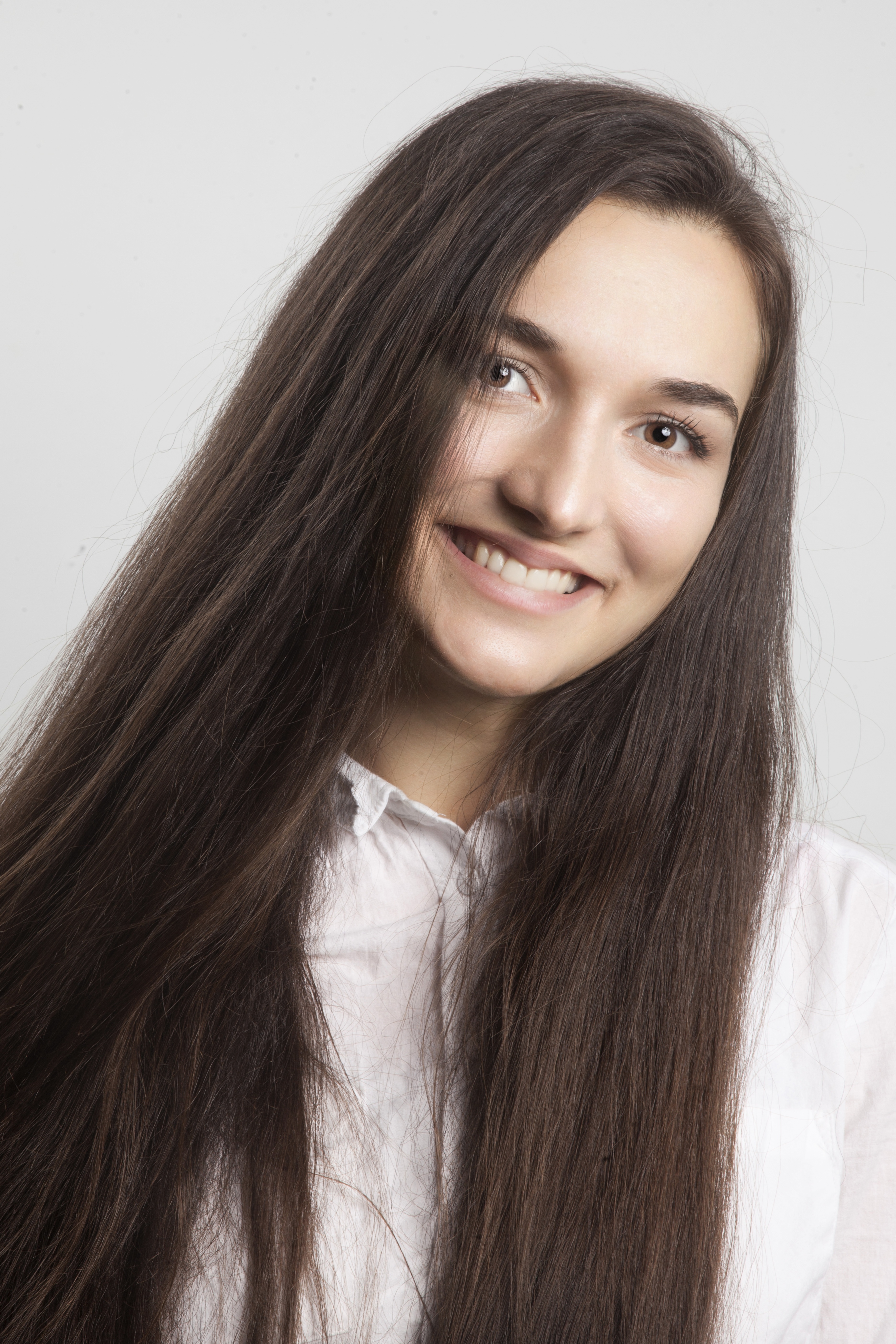 Дајана Папаз, ма